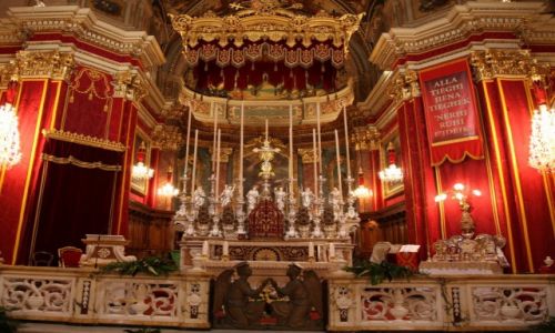 Zdjcie MALTA / Valletta  / Floriana / Katedra w. Publiusza, otarz
