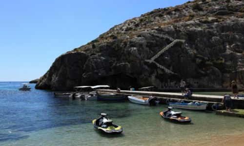 Zdjcie MALTA / Gozo / Xlendi / W oczekiwaniu na turystw