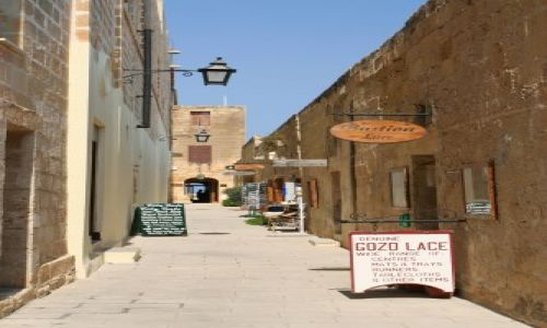 Zdjęcie MALTA / Gozo / Victoria (Rabat) / Zaułek