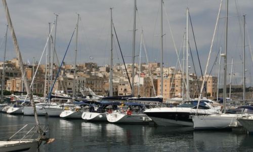 Zdjęcie MALTA / Malta / Vittoriosa / Marina