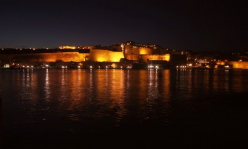Zdj�cie MALTA / Valetta / miasto / Valetta noc�