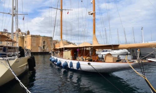 Zdjęcie MALTA / wschodnie wybrzeże / Vittoriosa / W porcie w Vittoriosa ( Birgu)