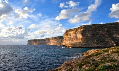 Zdjęcie MALTA / wyspa Gozo / południowo-zachodnie wybrzeże Gozo / Zatoka Xlendi
