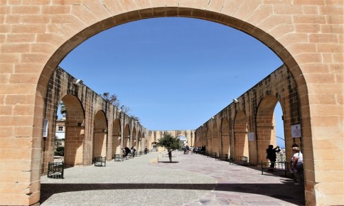 Zdjecie MALTA / Valletta / Dolne ogrody Barrakka / Taras