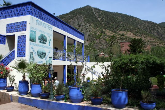 Zdjęcia: między Marakeszem a Ourika Valley, Marakesz, Niebiesko to widzę ;), MAROKO Zdjęcia: między Marakeszem a Ourika Valley, Marakesz, Niebiesko to widzę ;), MAROKO