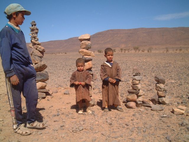Zdjęcia: w drodze, desert, Dzieci, MAROKO Zdjęcia: w drodze, desert, Dzieci, MAROKO