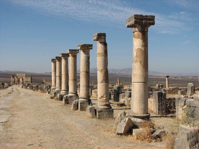 Zdjęcia: ruiny, Volubilis, Sladami Imperium Romanum, MAROKO Zdjęcia: ruiny, Volubilis, Sladami Imperium Romanum, MAROKO