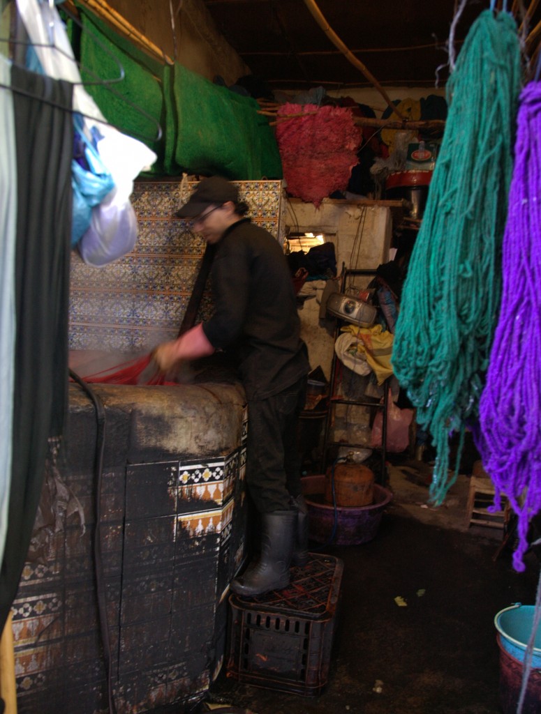 Zdjęcia: Marrakesz, Tansift-Al-Hauz, Suk, farbiarnia, MAROKO Zdjęcia: Marrakesz, Tansift-Al-Hauz, Suk, farbiarnia, MAROKO
