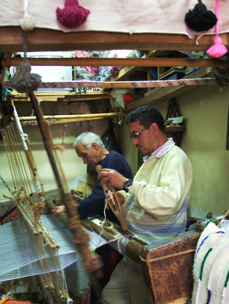 Zdjęcia: Marrakesz, suk, Tansift Al Hauz, Tkacze, MAROKO Zdjęcia: Marrakesz, suk, Tansift Al Hauz, Tkacze, MAROKO