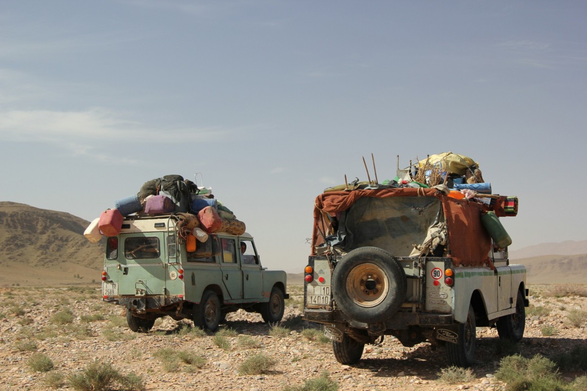 Zdjęcia: Sahara , Sahara Zachodnia, Jadą wozy kolorowe, MAROKO Zdjęcia: Sahara , Sahara Zachodnia, Jadą wozy kolorowe, MAROKO