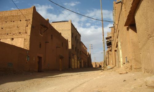 Zdjęcie MAROKO / - / Tamegroute / uliczki Tamegroute