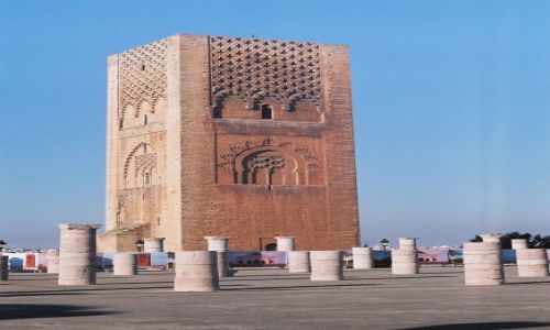 Zdjęcie MAROKO / Rabat / Rabat / Minaret meczetu Jakuba al-Mansura
