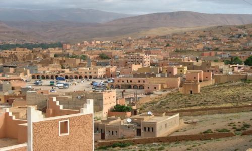 Zdj�cie MAROKO / - / Dades w dolinie Dades / miasto w dolinie