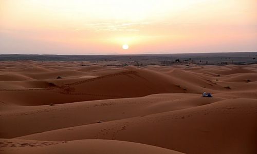 Zdjecie MAROKO / poudniowo-wschodni kraniec Tafilant / okolice Erfoud - Sahara / Zachd.