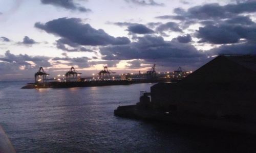 Zdjęcie MAROKO / - / Casablanca o swicie / Casablanca w styczniu