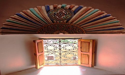 Zdjęcie MAROKO / Atlas Wysoki / Taroudant / Okienko