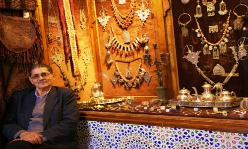 Zdjcie MAROKO / Tensift Al Hauz / Marrakesz / Pan i jego kram