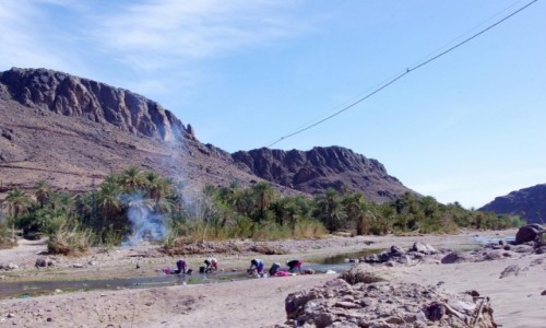 Zdjęcie MAROKO / Ourzazat (Warzazat) / Flint / Nad rzeką