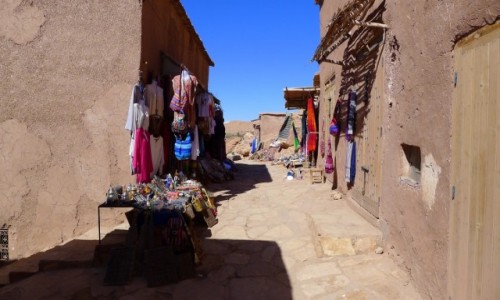 Zdjcie MAROKO / Poudniowe  Maroko  / Ksar Ait-Ben-Haddou  / May kramik 