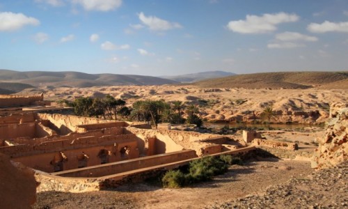 Zdjcie MAROKO / Kulmim-Asmara / ruiny starego fortu / Bou Jerif