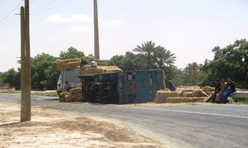 Zdjęcie MAROKO / brak / w drodze do Ourzazate / bezpieczne drogi