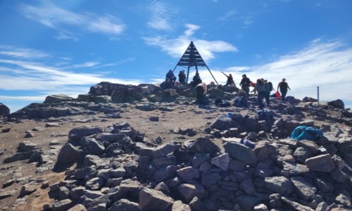 Zdjęcie MAROKO / Atlas Wysoki / Jebel Toubkal / Szczyt Jebel Toubkal