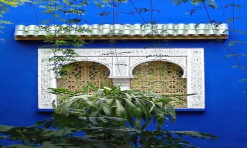 Zdjecie MAROKO / Marrakesz / Marrakesz, Jardin Majorelle, YSL / Jardin Majorelle, detal architektury