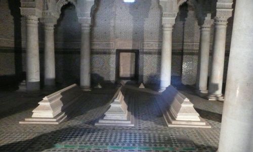 Zdjecie MAROKO / Marrakesz / Marrakesz / Grobowce Saadytw