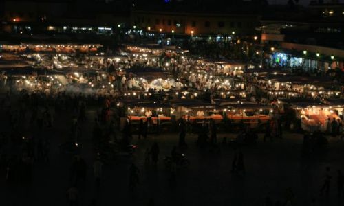 Zdjecie MAROKO / marakesz / Jemaa el Fna / stragany