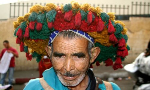Zdjęcie MAROKO / brak / Meknes / Sprzedawca wody
