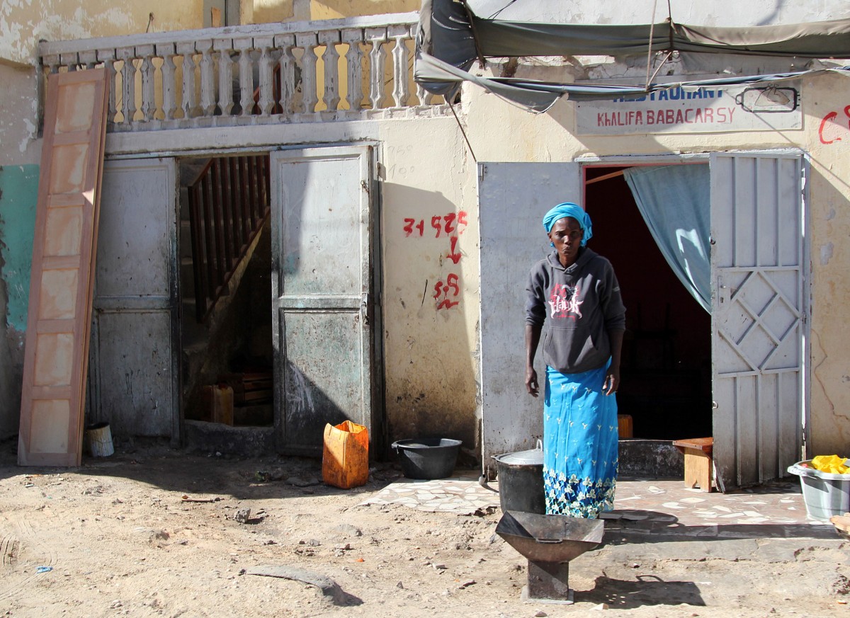 Zdjęcia: gdzieś po drodze, Sahel, Ludzie przy pracy, MAURETANIA Zdjęcia: gdzieś po drodze, Sahel, Ludzie przy pracy, MAURETANIA