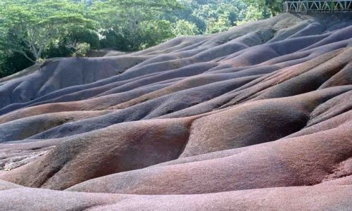 Zdjecie MAURITIUS / brak / petite riviere noire / 7 kolorów ziemi