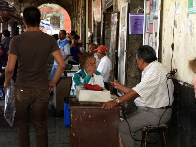 Zdjęcia: Mexico City, Aleja dla niepiśmiennych, MEKSYK Zdjęcia: Mexico City, Aleja dla niepiśmiennych, MEKSYK