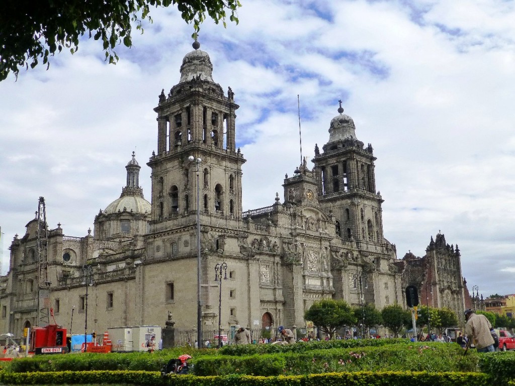 Zdjęcia: centro historico, Mexico City, jeszcze jedno spojrzenie na Kadedrę, MEKSYK Zdjęcia: centro historico, Mexico City, jeszcze jedno spojrzenie na Kadedrę, MEKSYK