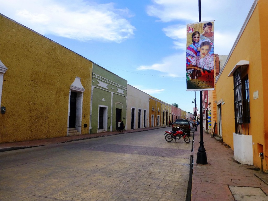 Zdjęcia: Valladolid, Jukatan, wjeżdżamy do Valladolid, MEKSYK Zdjęcia: Valladolid, Jukatan, wjeżdżamy do Valladolid, MEKSYK