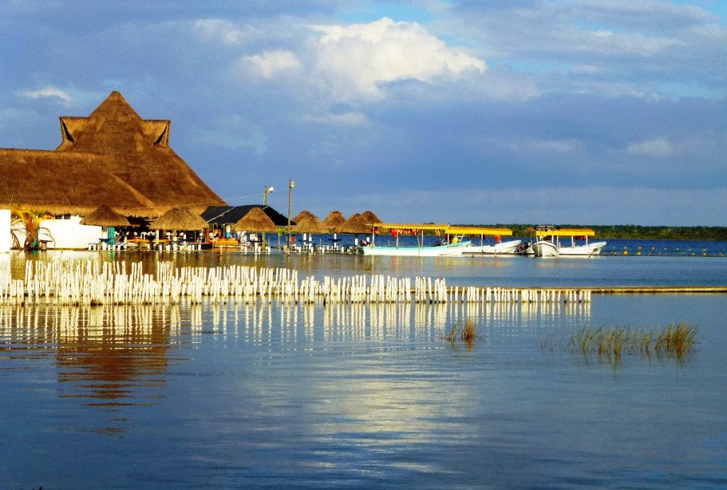 Zdjęcia: Laguna Bacalar, Quintana Roo, popołudnie nad Laguną Bacalar, MEKSYK Zdjęcia: Laguna Bacalar, Quintana Roo, popołudnie nad Laguną Bacalar, MEKSYK