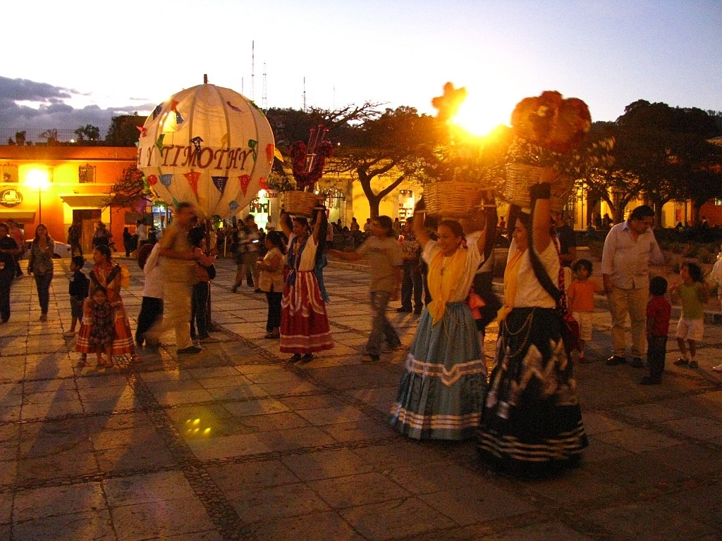 Zdjęcia: Oaxaca, stan Oaxaca, W oczekiwaniu na nowożeńców, MEKSYK Zdjęcia: Oaxaca, stan Oaxaca, W oczekiwaniu na nowożeńców, MEKSYK