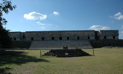 Zdjecie MEKSYK / Yucatan / Uxmal / Budunek Rzdu