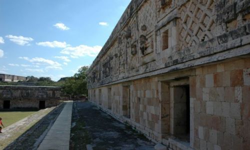 Zdjecie MEKSYK / Yucatan / Uxmal / Kwadrat Mniszek