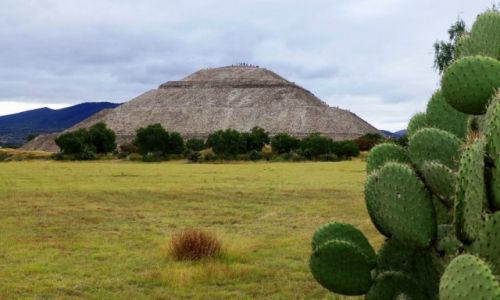 Zdjecie MEKSYK / Teotichuacan / Teotichuacan / Piramida Soca -inaczej