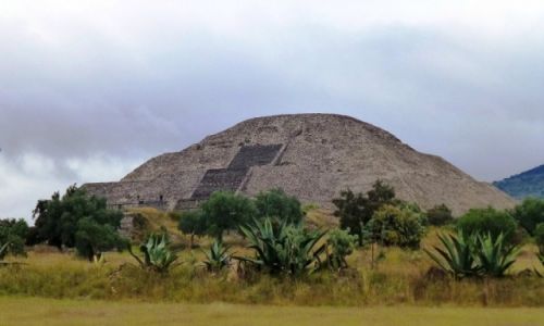 Zdjęcie MEKSYK / Teotichuacan / Teotichuacan / ostatnie spojrzenie-Piramida Księżyca