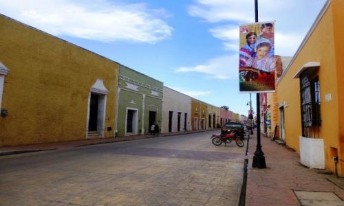 Zdjęcie MEKSYK / Jukatan / Valladolid / wjeżdżamy do Valladolid