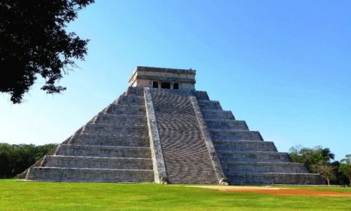 Zdjecie MEKSYK / Jukatan / Chichen Itza / jeszcze raz  Piramida Kukulcana