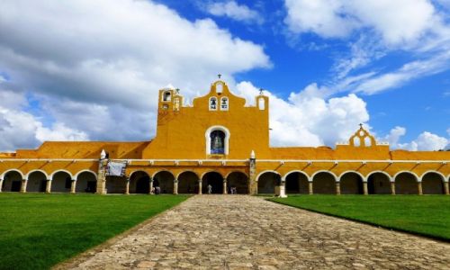 Zdjecie MEKSYK / Jukatan / Izamal / Klasztor Franciszkanw w Izamal