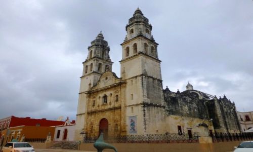 Zdjecie MEKSYK / Jukatan  / Campeche / Catedral de la Concepcion w Campeche