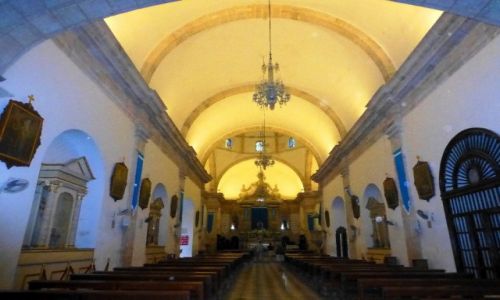 Zdjęcie MEKSYK / Jukatan  / Campeche / piękne wnętrze Katedry z 1545 roku