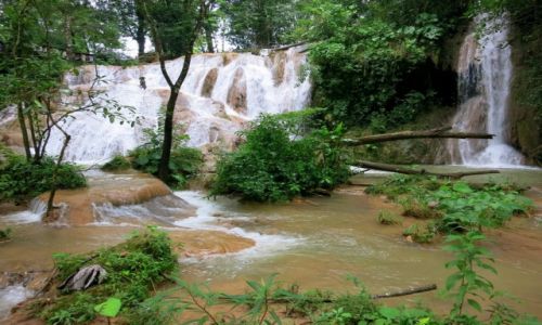 Zdjcie MEKSYK / Chiapas / Aqua -Azul / kolejne zaktki wodospadw Aqua -azul