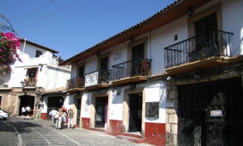 Zdjcie MEKSYK / okolice Ciudad de Mexico / Taxco / ulice Taxco