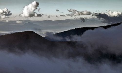 Zdjcie MEKSYK / Pico de Orizabe / Pico de Orizabe / poranne mgy w dolinach