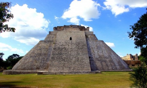 Zdjecie MEKSYK / Stan Jukatan / Uxmal / Piramida Czarownika